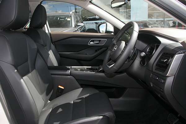 2024 Nissan X-TRAIL ST-L T33