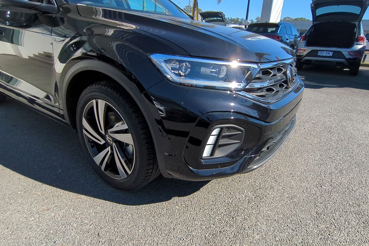 2025 Volkswagen T-Roc 140TSI R-Line D11