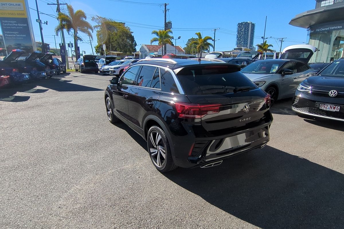 2025 Volkswagen T-Roc 140TSI R-Line D11