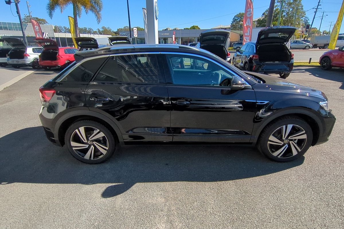 2025 Volkswagen T-Roc 140TSI R-Line D11