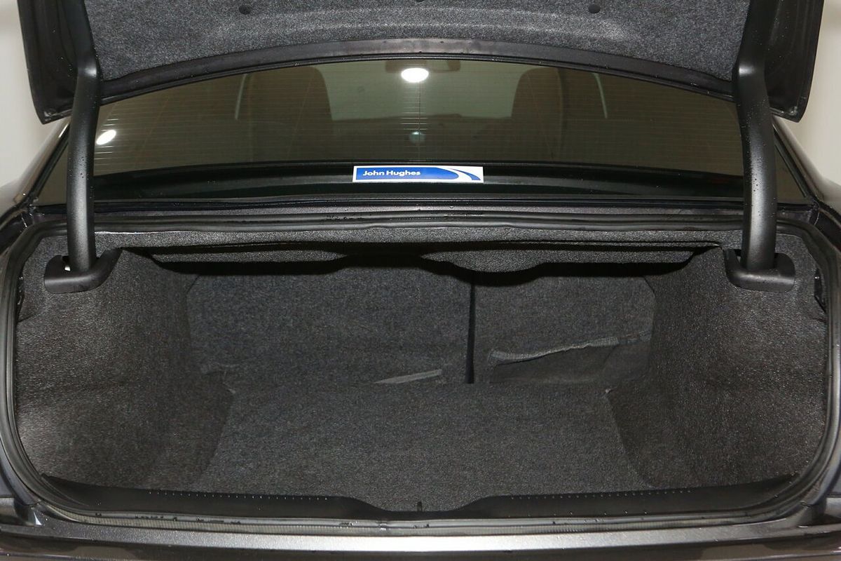 2021 Chrysler 300 SRT Core LX