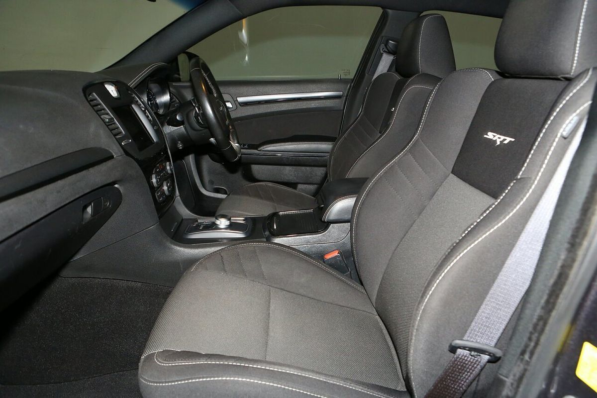 2021 Chrysler 300 SRT Core LX