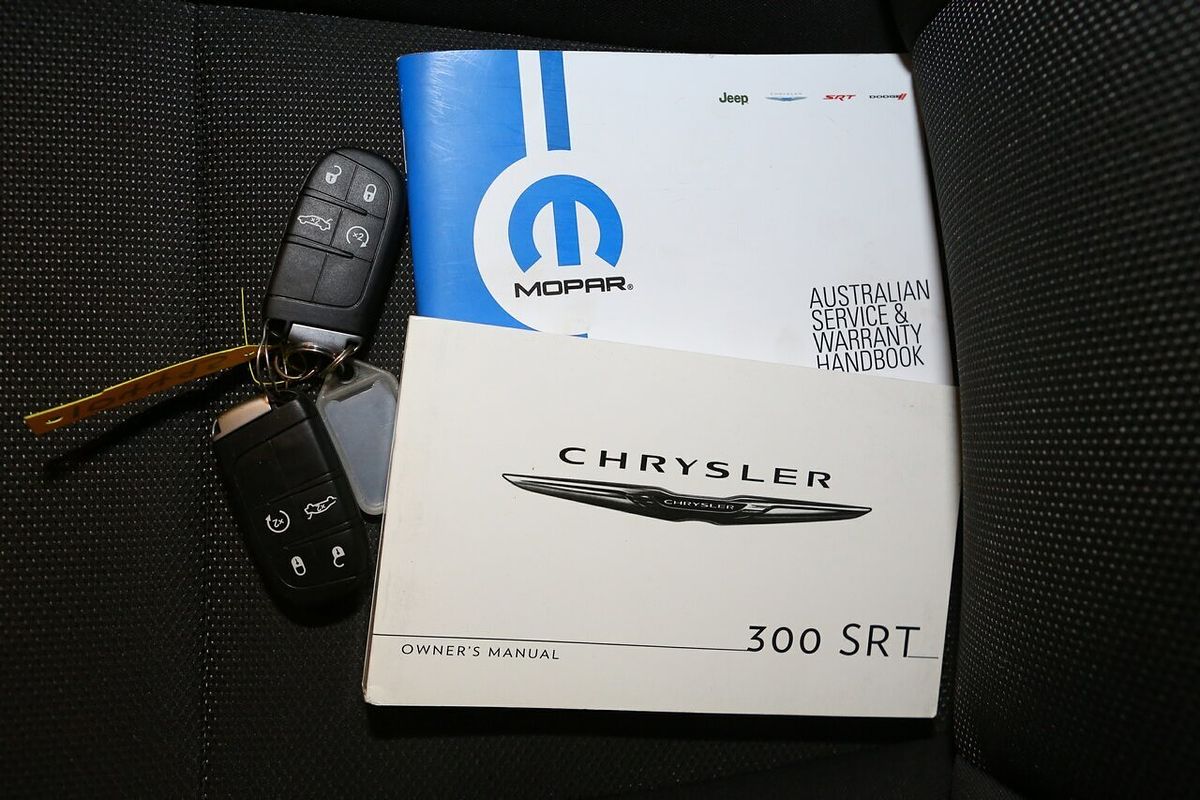 2021 Chrysler 300 SRT Core LX
