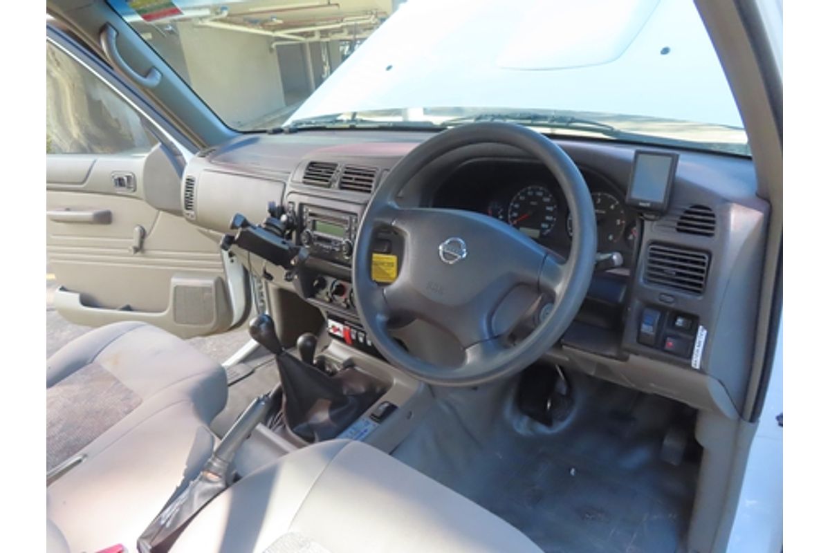 2010 Nissan Patrol DX GU 6 4X4