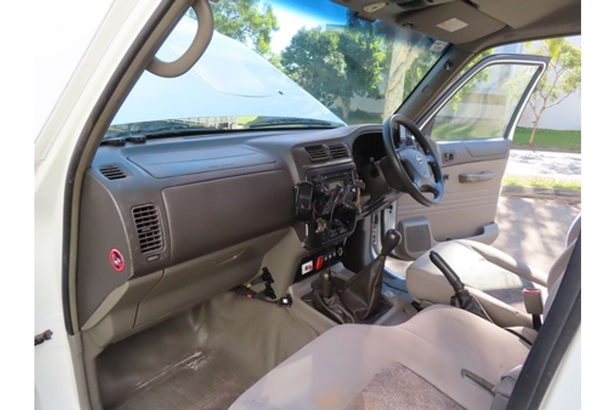 2010 Nissan Patrol DX GU 6 4X4