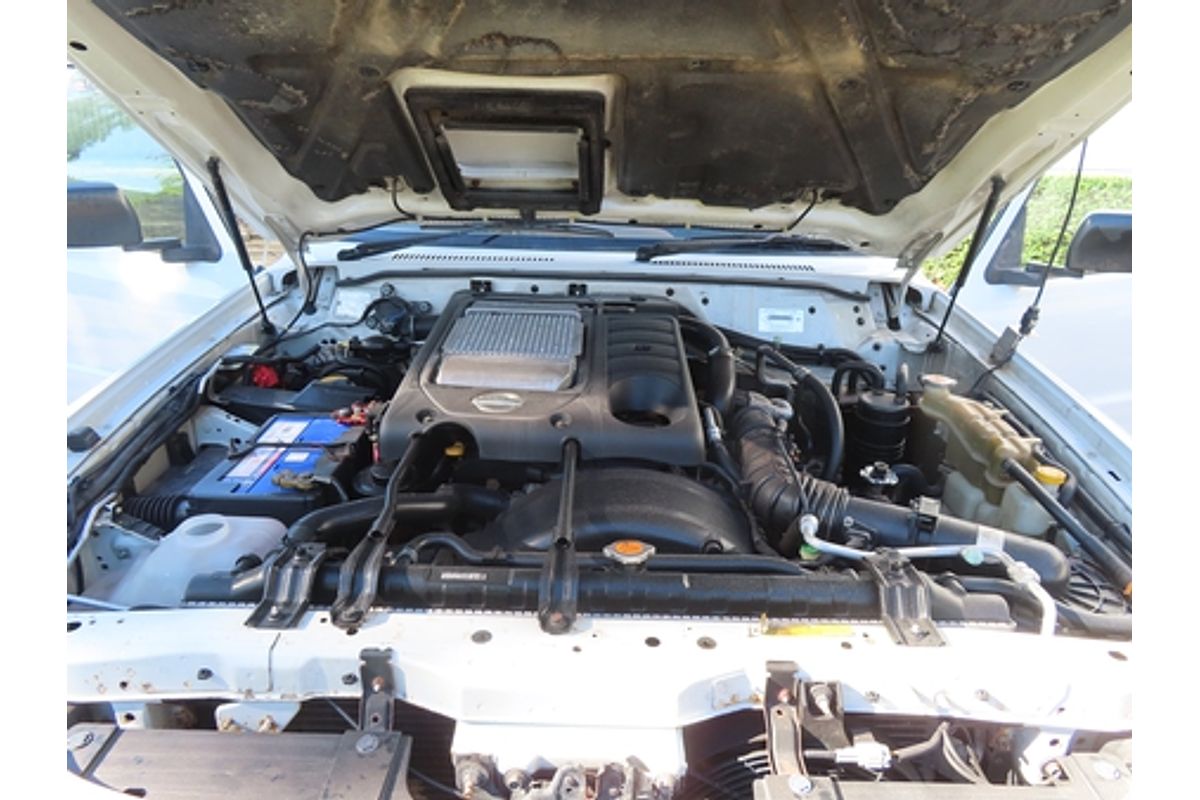 2010 Nissan Patrol DX GU 6 4X4