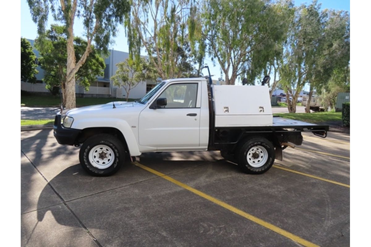 2010 Nissan Patrol DX GU 6 4X4
