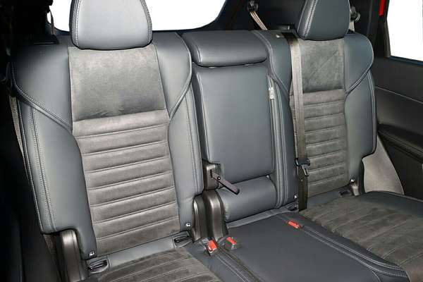 2025 Mitsubishi Outlander Aspire ZM