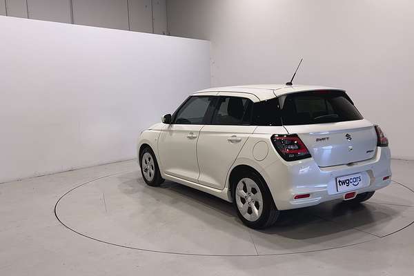 2024 Suzuki Swift Hybrid Plus UZ