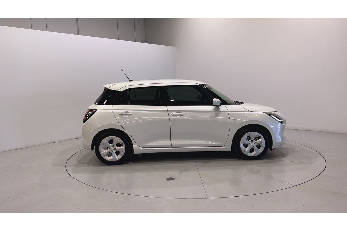 2024 Suzuki Swift Hybrid Plus UZ