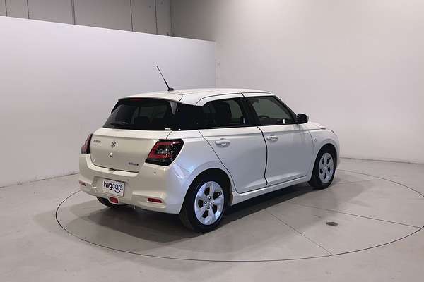2024 Suzuki Swift Hybrid Plus UZ