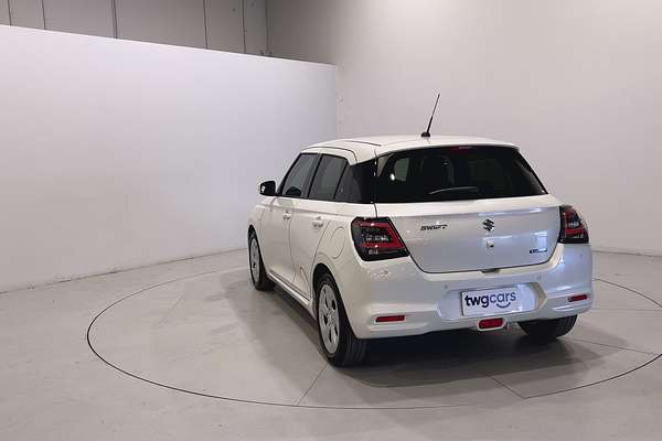 2024 Suzuki Swift Hybrid Plus UZ