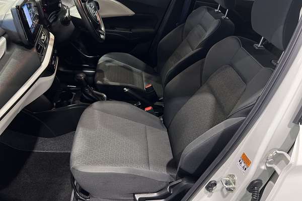 2024 Suzuki Swift Hybrid Plus UZ