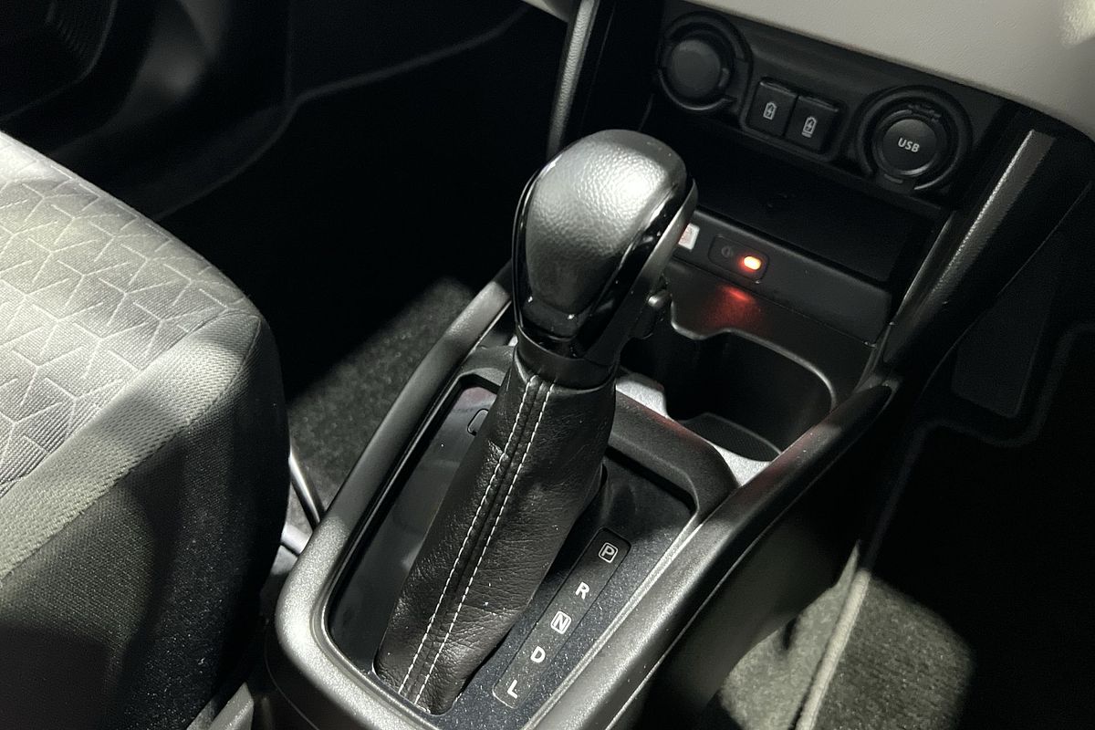 2024 Suzuki Swift Hybrid Plus UZ