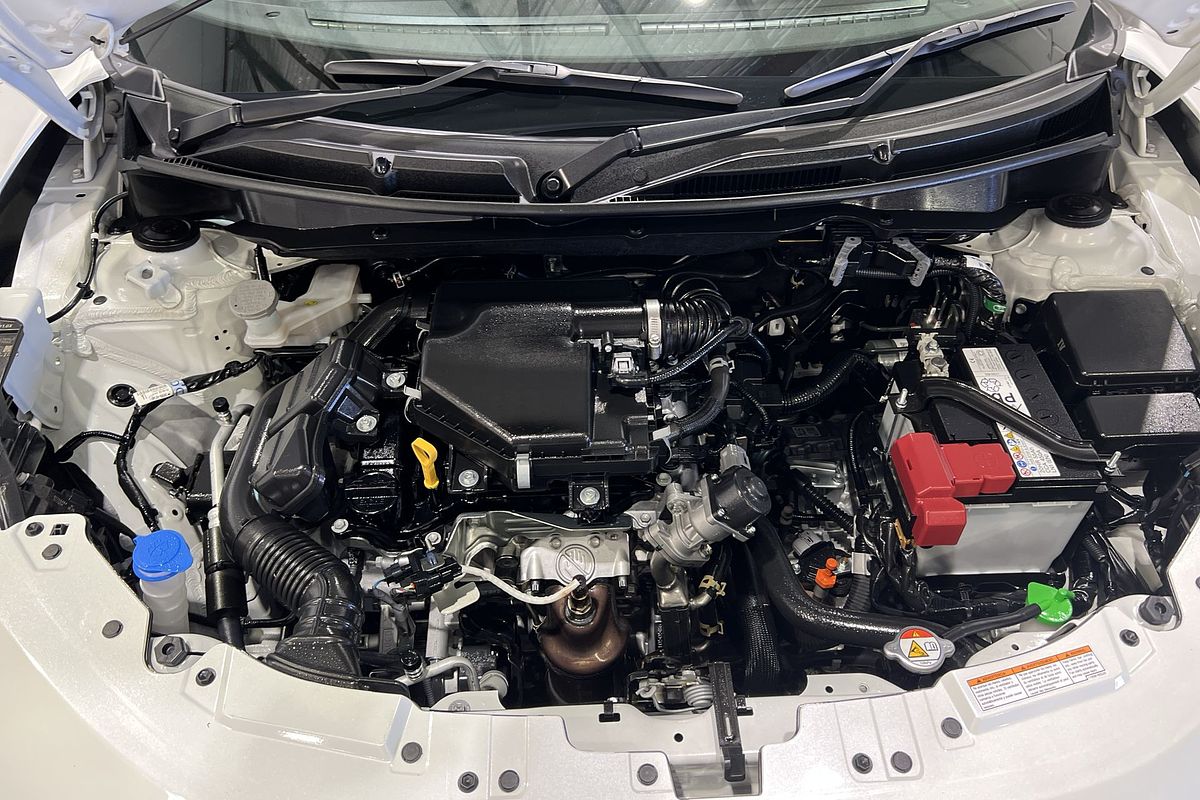 2024 Suzuki Swift Hybrid Plus UZ