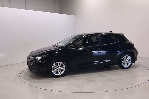 2019 Toyota Corolla SX MZEA12R