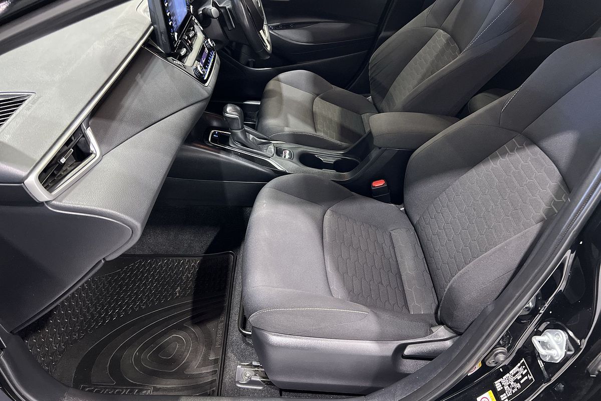 2019 Toyota Corolla SX MZEA12R