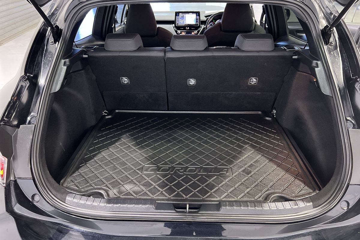 2019 Toyota Corolla SX MZEA12R