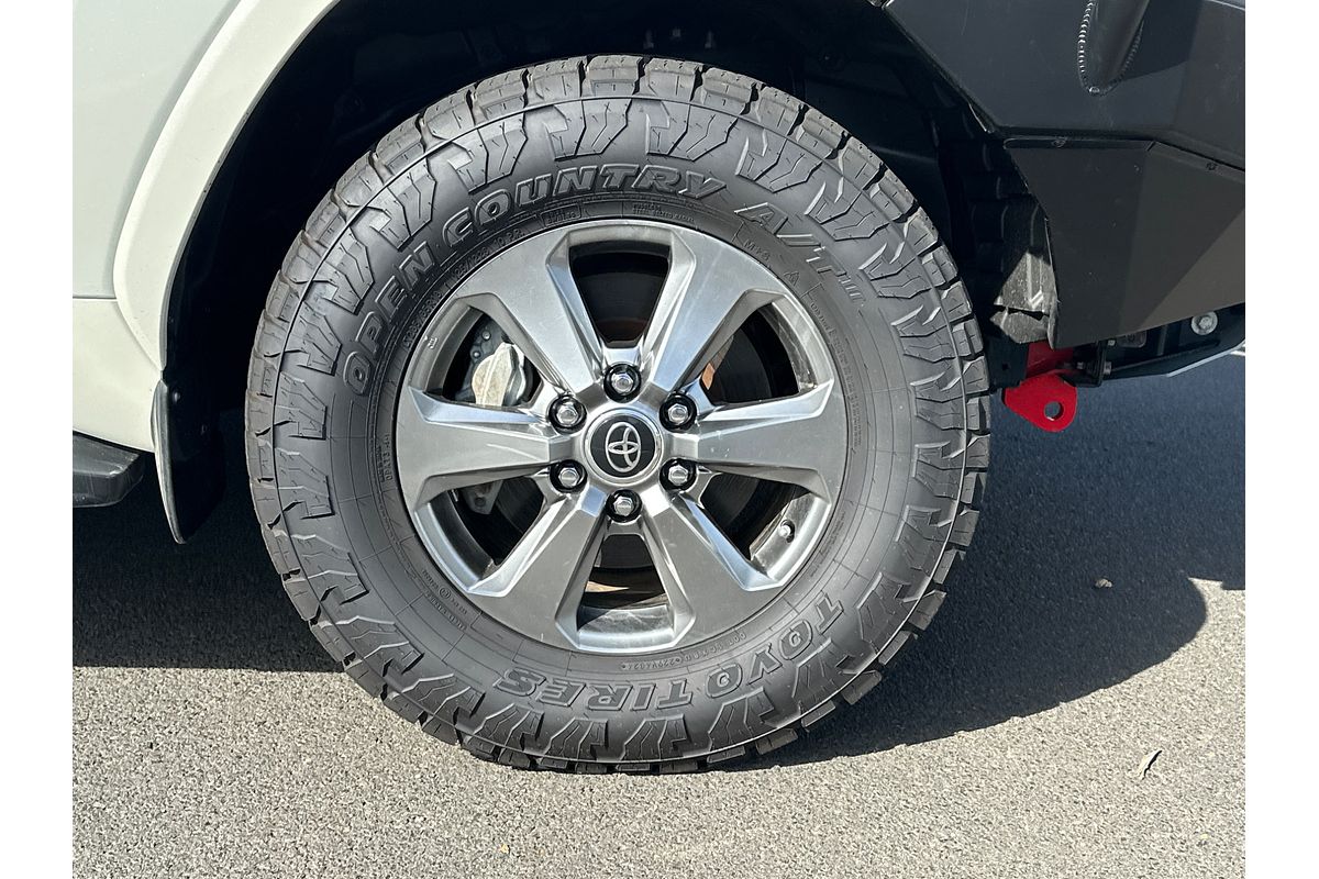 2022 Toyota Landcruiser VX FJA300R
