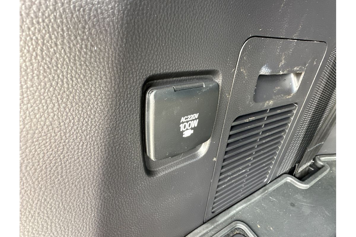 2022 Toyota Landcruiser VX FJA300R