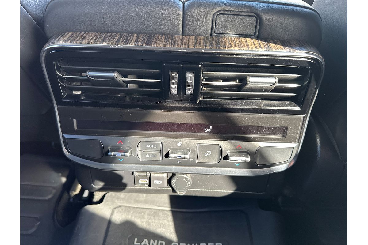 2022 Toyota Landcruiser VX FJA300R