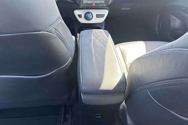 2017 Toyota Prius Advanced