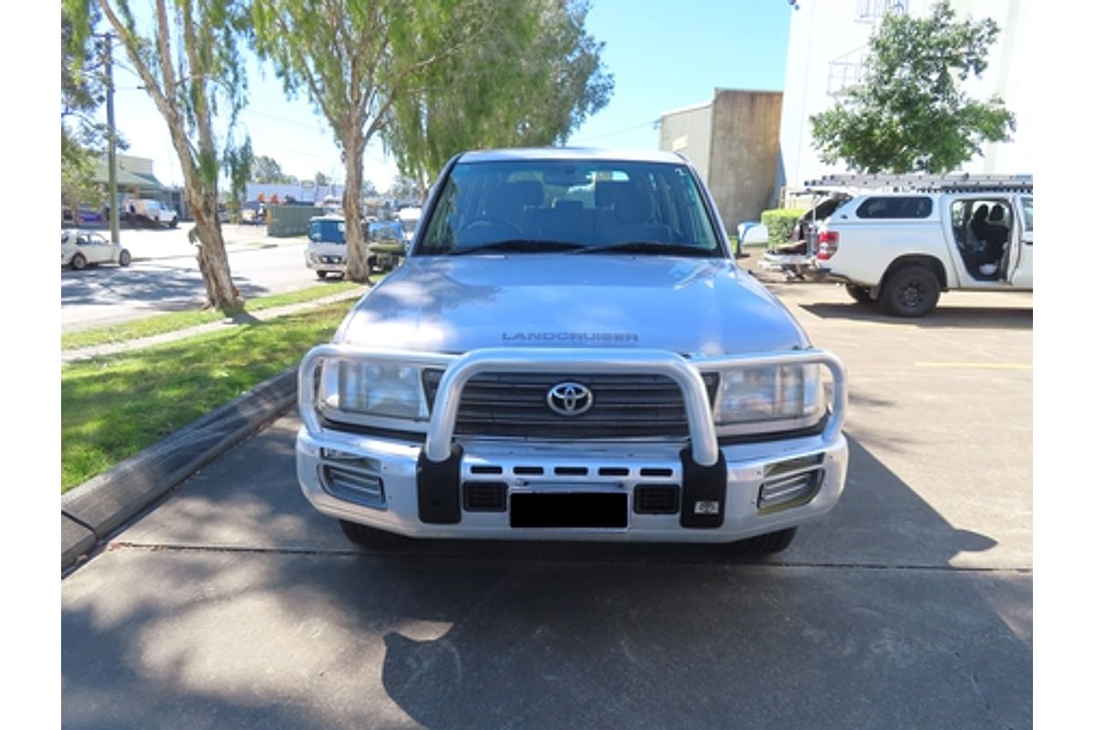 2002 Toyota Landcruiser GXL FZJ105R