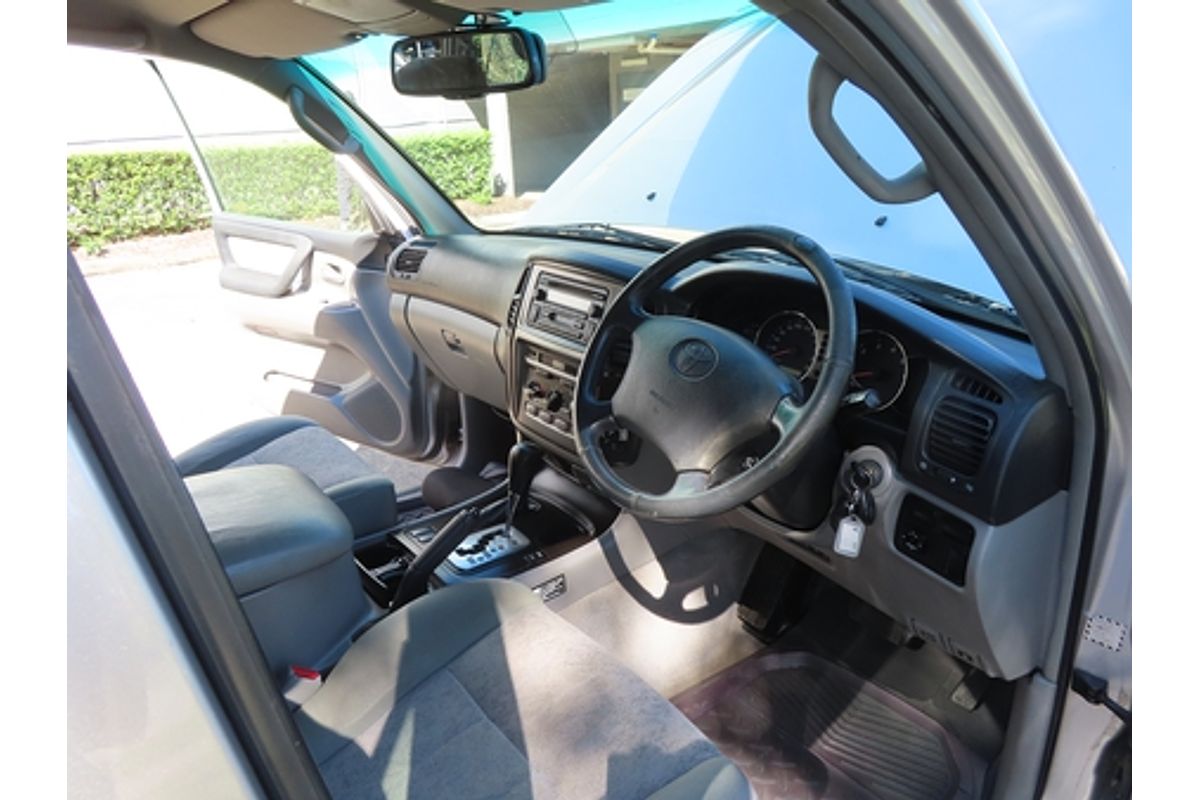 2002 Toyota Landcruiser GXL FZJ105R