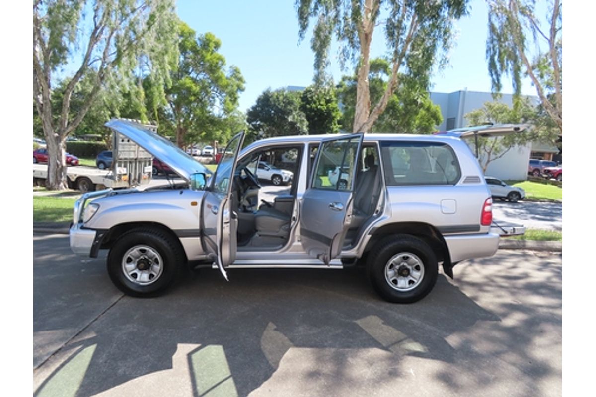 2002 Toyota Landcruiser GXL FZJ105R