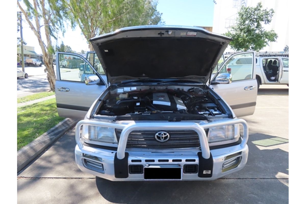 2002 Toyota Landcruiser GXL FZJ105R