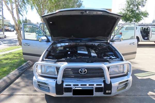 2002 Toyota Landcruiser GXL FZJ105R