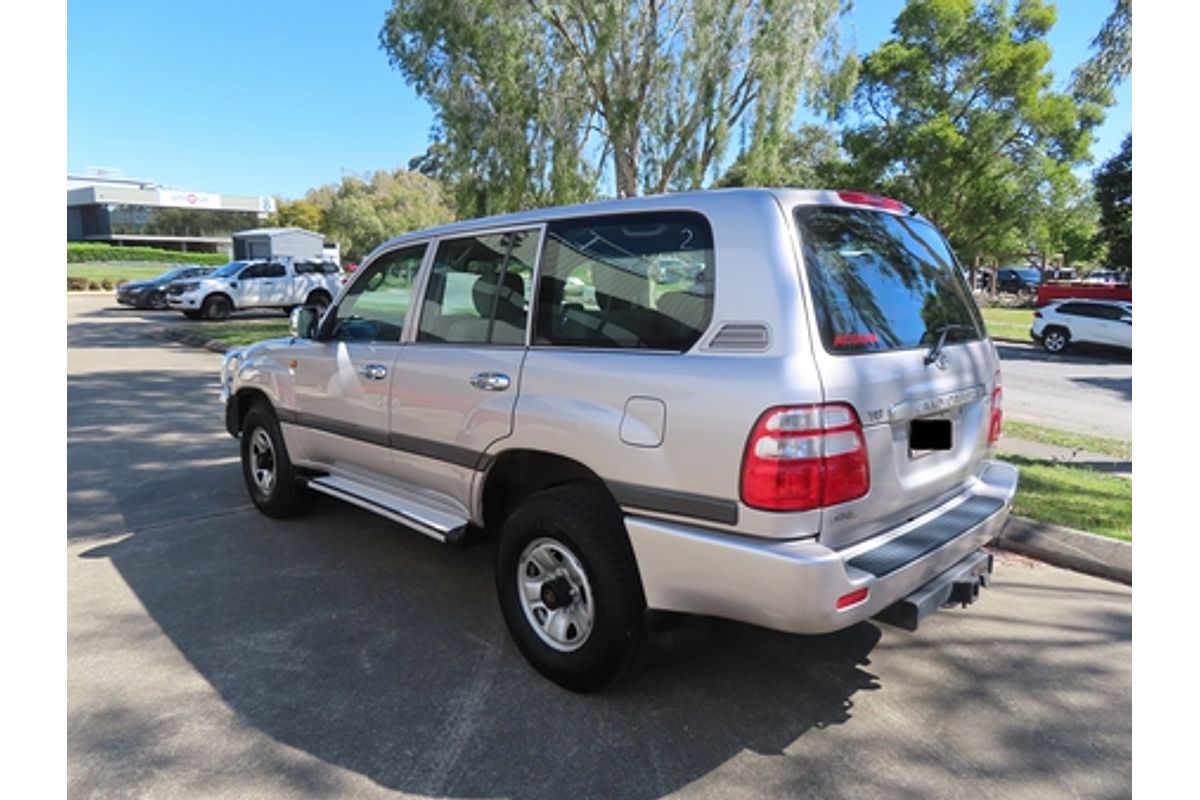 2002 Toyota Landcruiser GXL FZJ105R