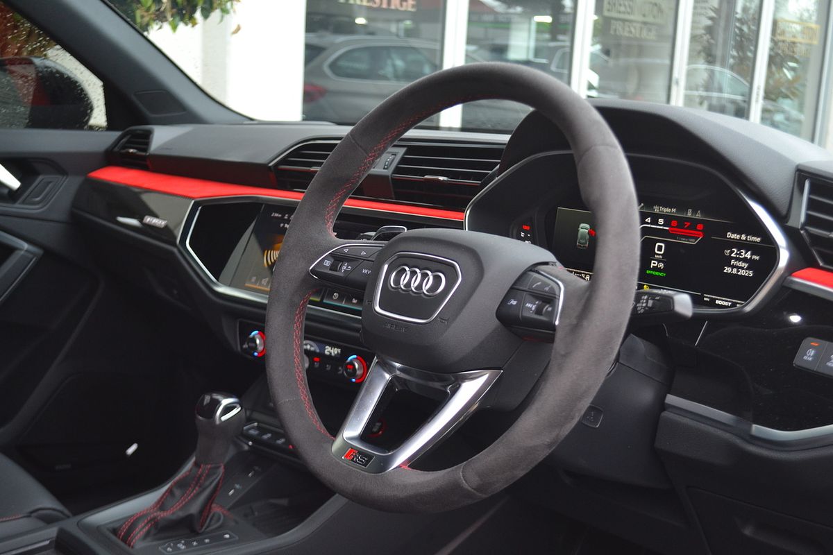 2024 Audi RS Q3 F3