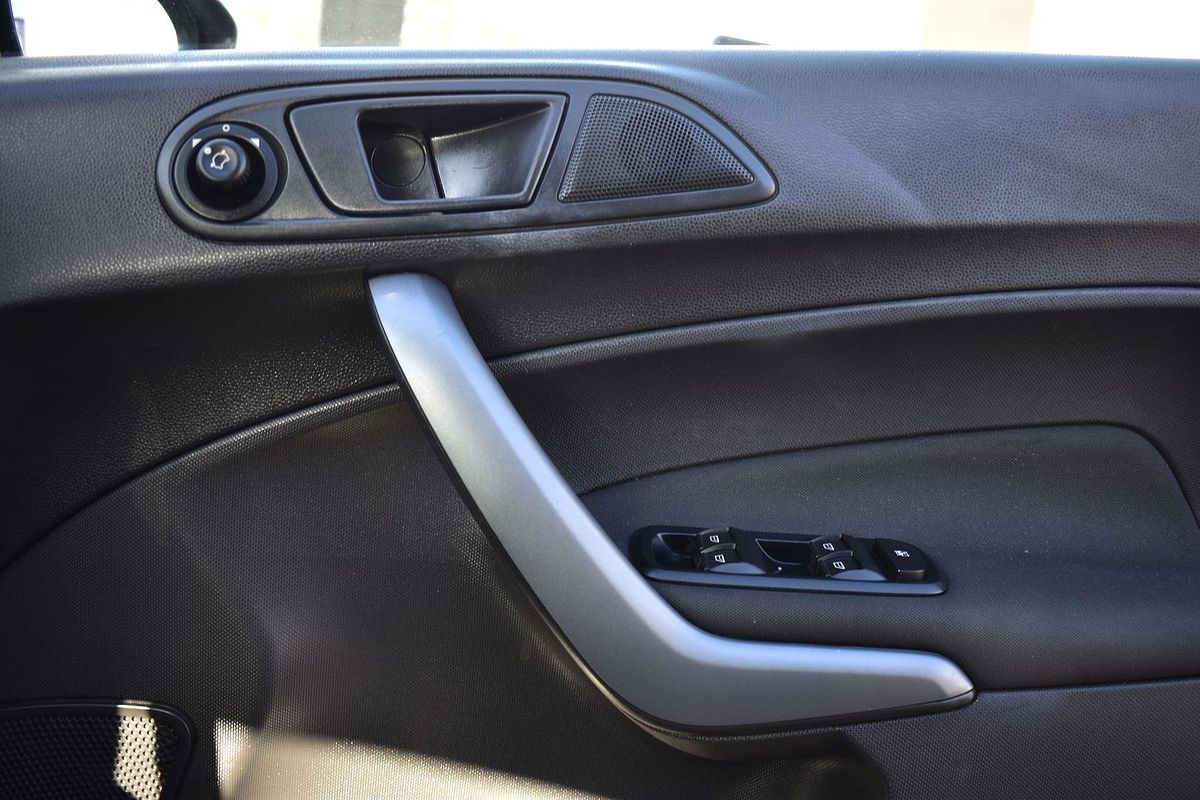 2014 Ford Fiesta Trend WZ