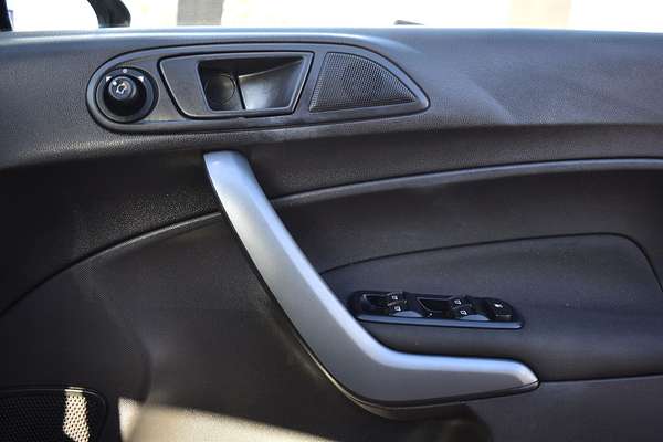 2014 Ford Fiesta Trend WZ