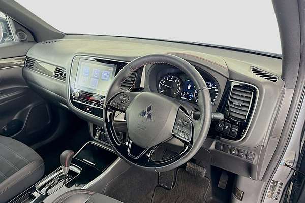 2021 Mitsubishi Outlander Black Edition ZL