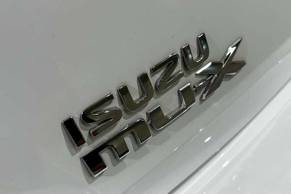 2017 Isuzu MU-X LS-T