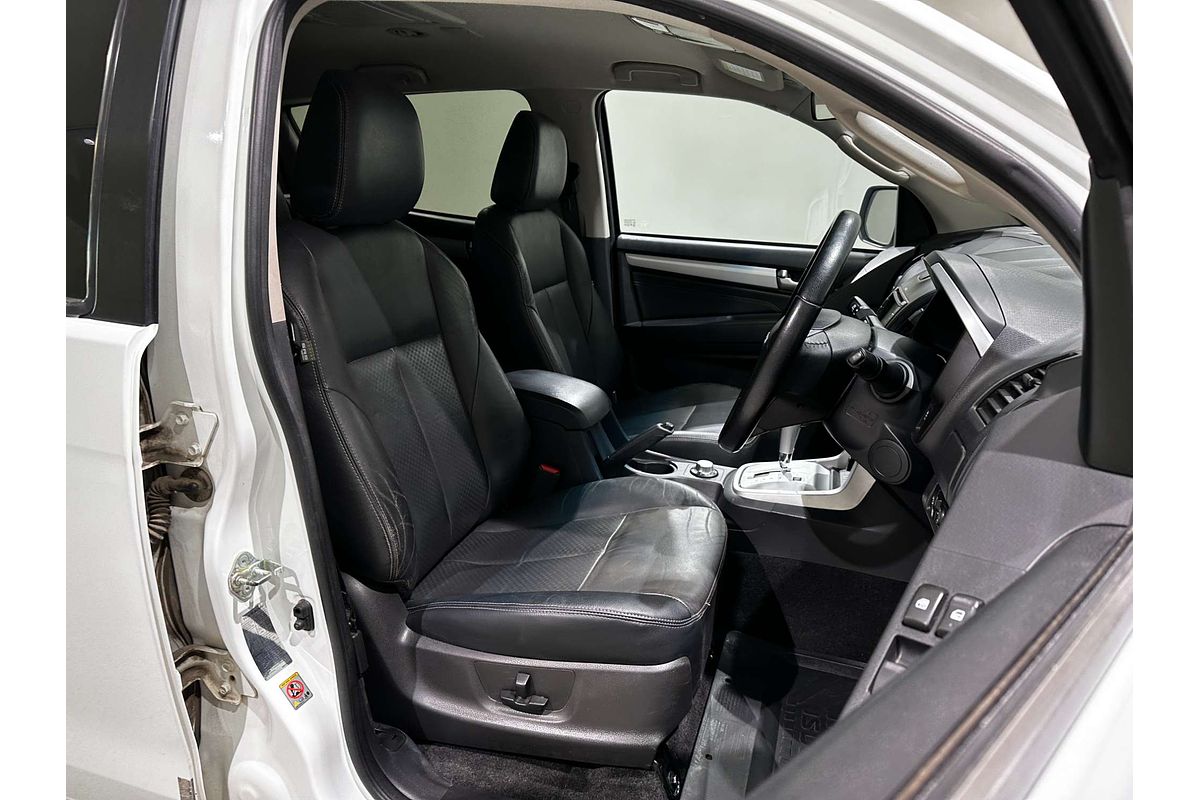 2017 Isuzu MU-X LS-T