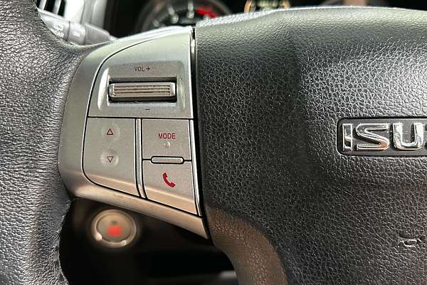 2017 Isuzu MU-X LS-T