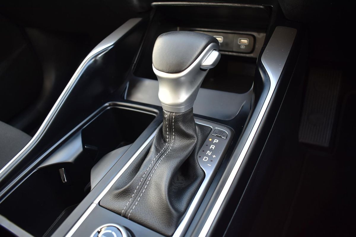 2023 Kia Sorento S MQ4