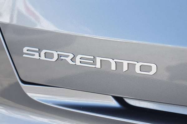 2023 Kia Sorento S MQ4