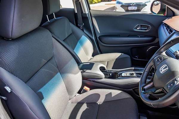 2021 Honda HR-V VTi-S