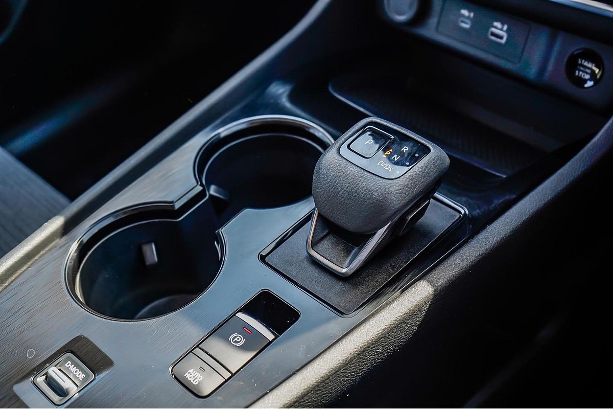 2024 Nissan X-TRAIL ST T33