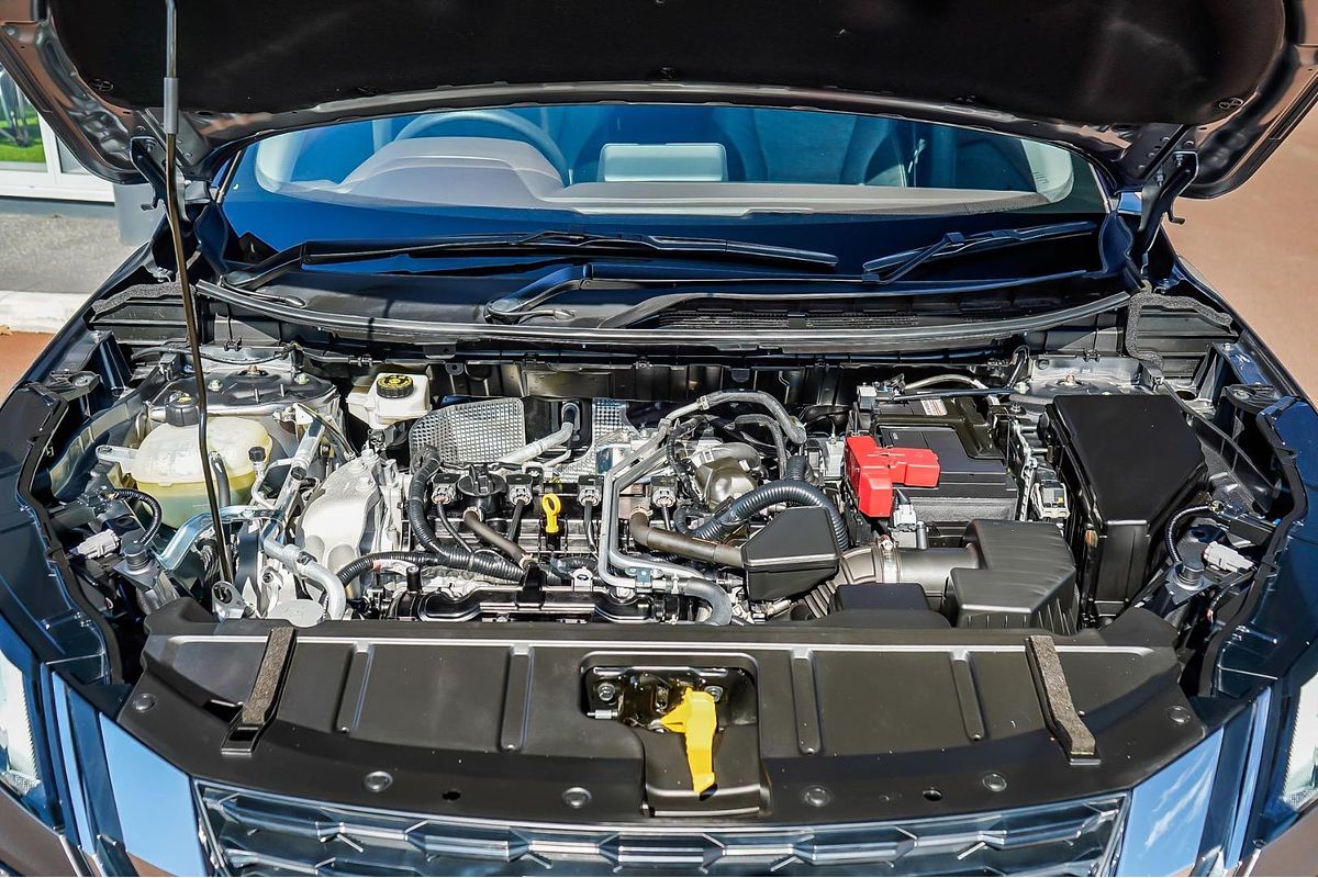 2024 Nissan X-TRAIL ST T33