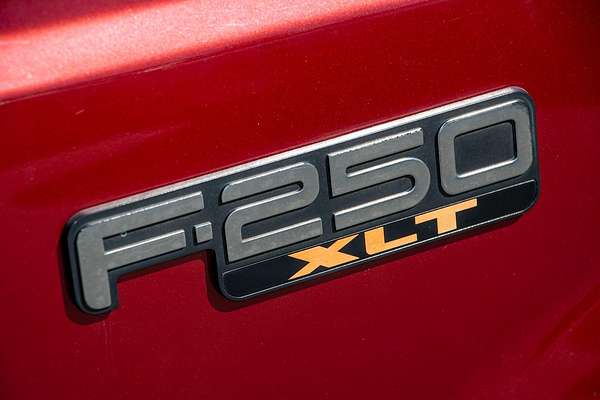 2006 Ford F250 XLT RN Rear Wheel Drive