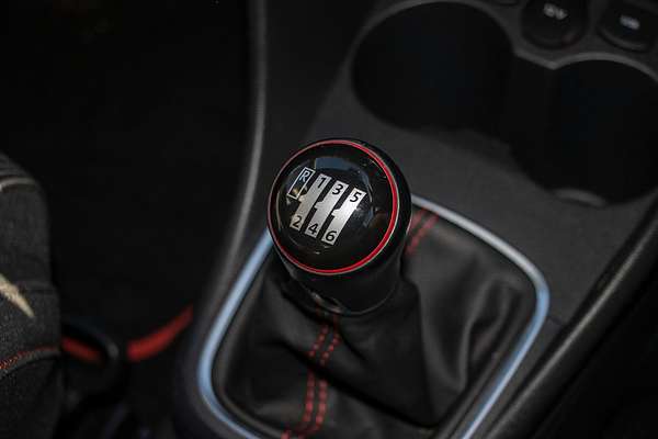 2016 Volkswagen Polo GTI 6R