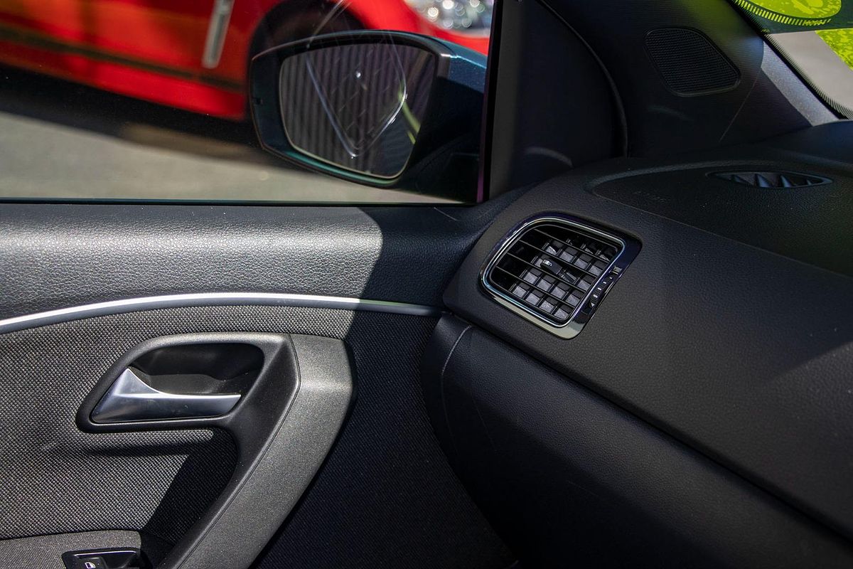 2016 Volkswagen Polo GTI 6R