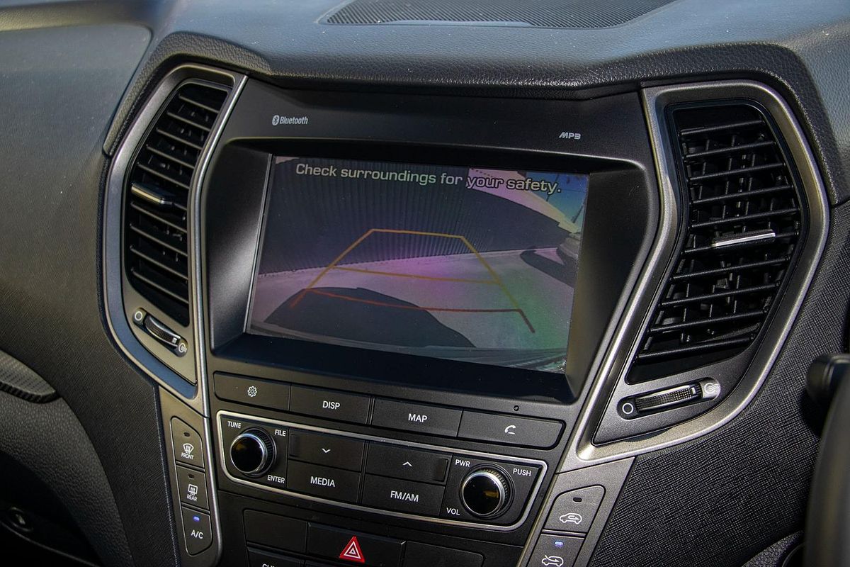 2017 Hyundai Santa Fe Highlander DM5 Series II