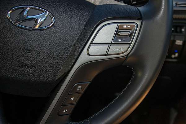 2017 Hyundai Santa Fe Highlander DM5 Series II