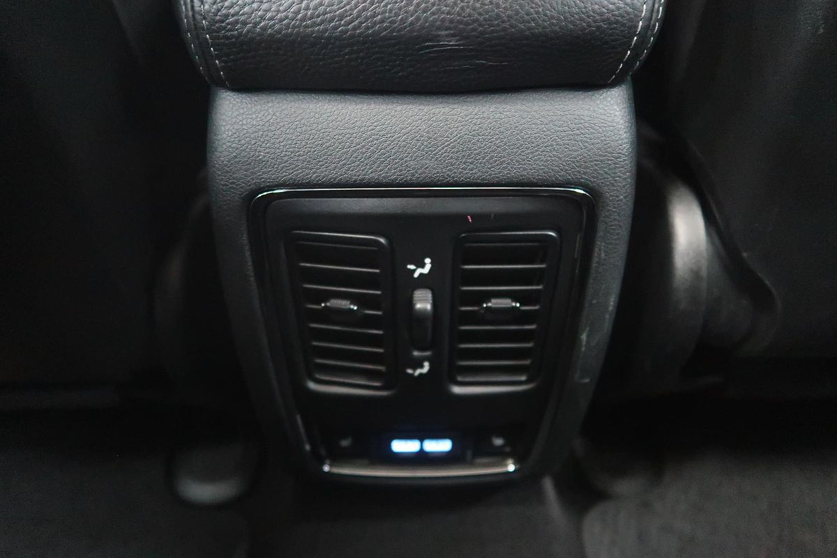 2016 Jeep Grand Cherokee Summit WK